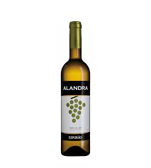 Garrafa de vinho branco Alandra 75cl com rótulo branco e desenho de uvas verdes, fornecedor de vinhos Lisboa Portugal,.